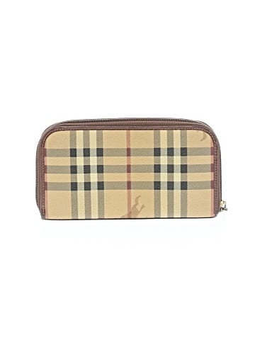 Burberry Nova Check Round Zip Leather Wallet (view 2)