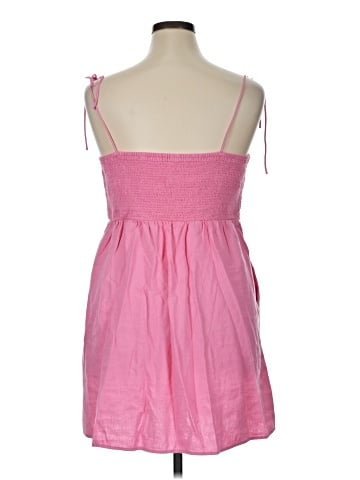 Old Navy Casual Dress (view 2)