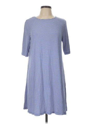 Old Navy Casual Dress (view 1)