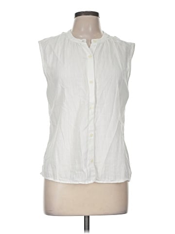 Old Navy Sleeveless Button-Down Shirt (view 1)