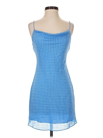 Alice + Olivia Casual Dress (view 1)