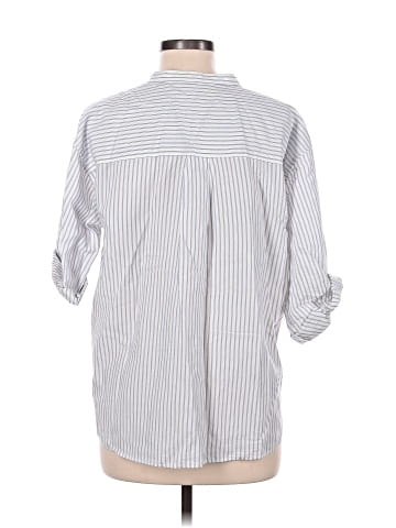 Uniqlo 3/4 Sleeve Button-Down Shirt (view 2)