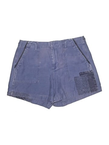 Gap Shorts (view 1)