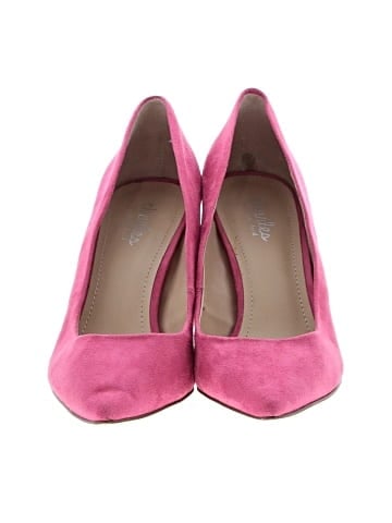Charles by Charles David Heels (view 2)