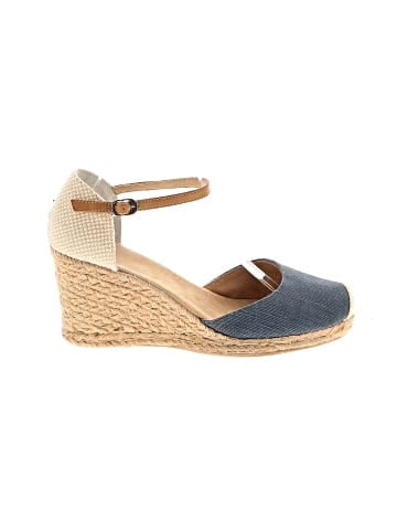 White Mountain Wedges (view 1)