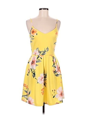 Monteau Casual Dress (view 1)