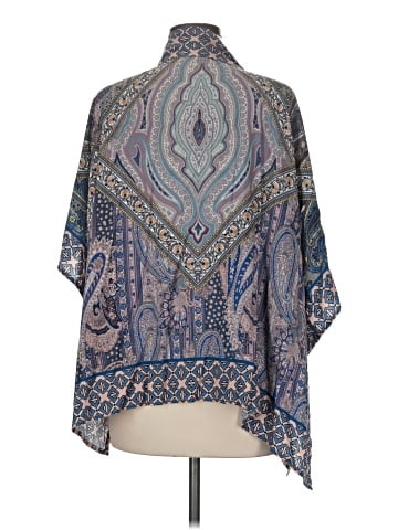 Blank London Kimono (view 2)
