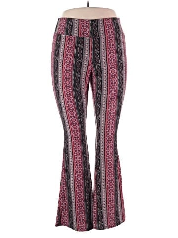 No Boundaries Casual Pants (view 1)