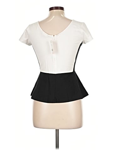 Banana Republic Short Sleeve T-Shirt (view 2)