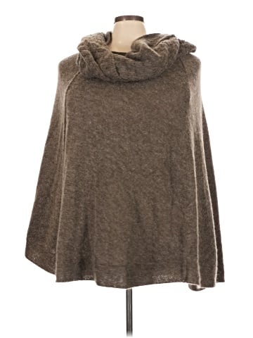 Sejour Poncho (view 1)
