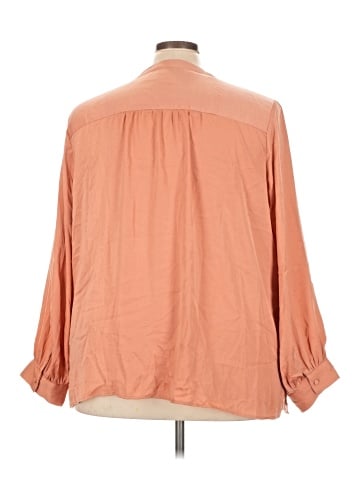 Ava & Viv 3/4 Sleeve Blouse (view 2)