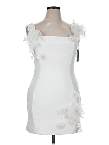 Elliatt Cocktail Dress (view 1)