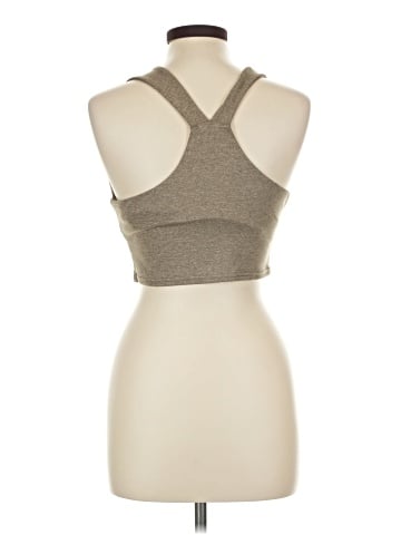Quince Sports Bra (view 2)