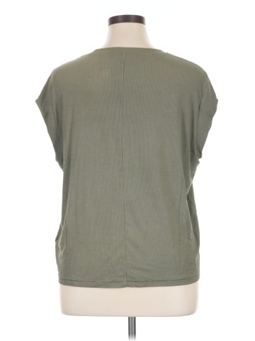 American Eagle Outfitters Short Sleeve Top (view 2)