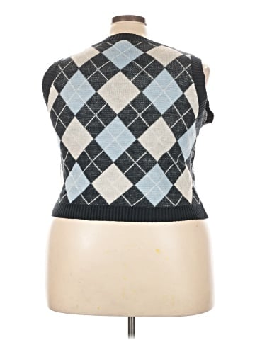 rue21 Sweater Vest (view 2)