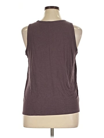 Old Navy Sleeveless T-Shirt (view 2)