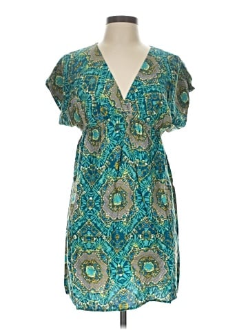Xhilaration Short Sleeve T-Shirt (view 1)