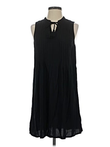 Old Navy Casual Dress (view 1)