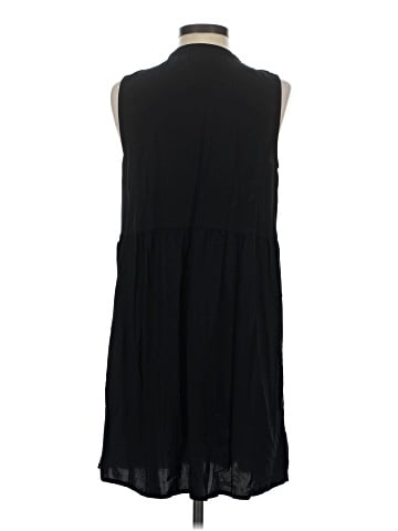 Old Navy Casual Dress (view 2)