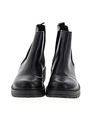 SODA Ankle Boots (view 2)