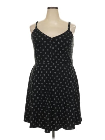 Nine Britton Tank Top (view 1)