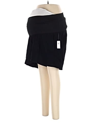Old Navy - Maternity Shorts (view 1)