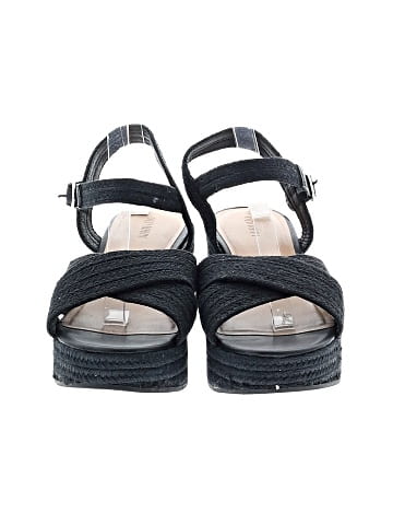 Old Navy Sandals (view 2)