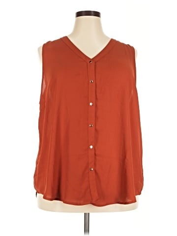 Maurices Sleeveless T-Shirt (view 1)