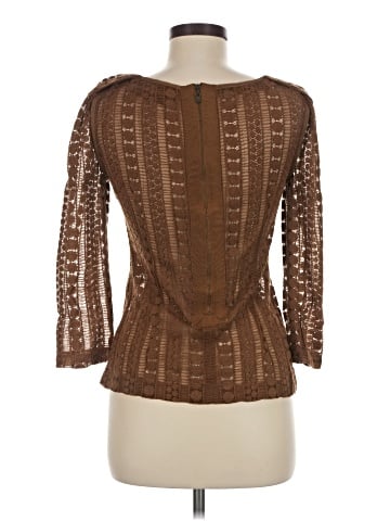 Veronika Maine 3/4 Sleeve Top (view 2)