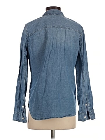 Madewell Denim Button-Up Shirt in Bluffton Wash (view 2)