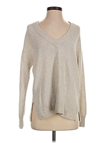 Madewell Bartlett V-Neck Pullover Sweater in Coziest Yarn (view 1)