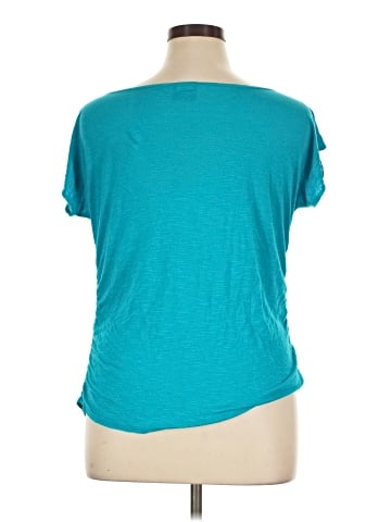 JKLA Short Sleeve Top (view 2)