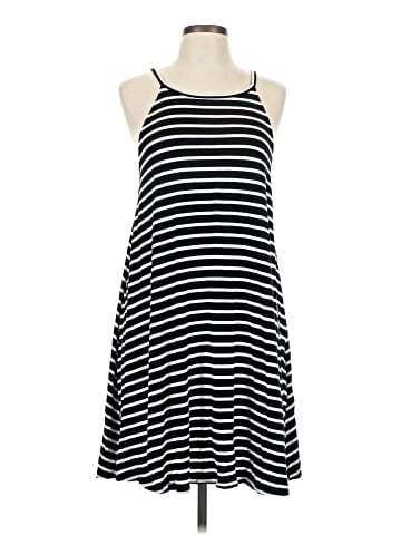 Old Navy Casual Dress (view 1)