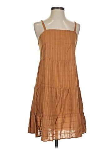 Old Navy Casual Dress (view 1)