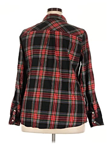 Croft & Barrow Long Sleeve Button-Down Shirt (view 2)