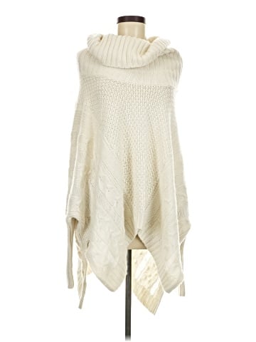 Moda International Poncho (view 1)