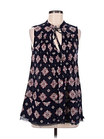 Braeve Sleeveless Blouse (view 1)