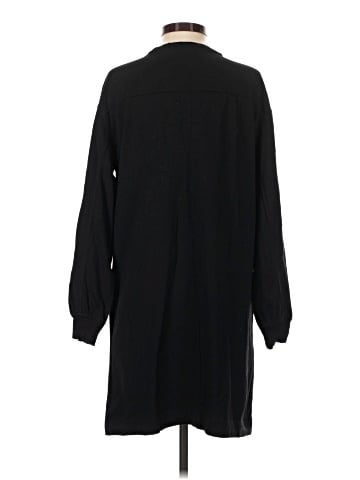 Old Navy Casual Dress (view 2)