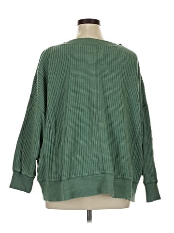 American Eagle Outfitters Pullover Sweater (view 2)