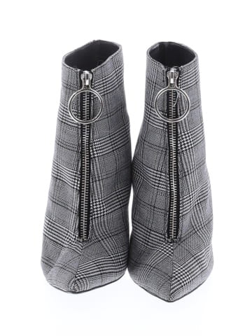 Qupid Ankle Boots (view 2)