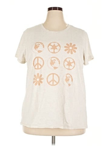 Lane Bryant Short Sleeve T-Shirt (view 1)