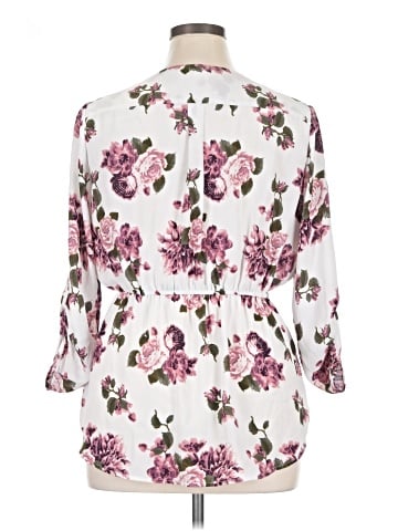 Justify 3/4 Sleeve Blouse (view 2)