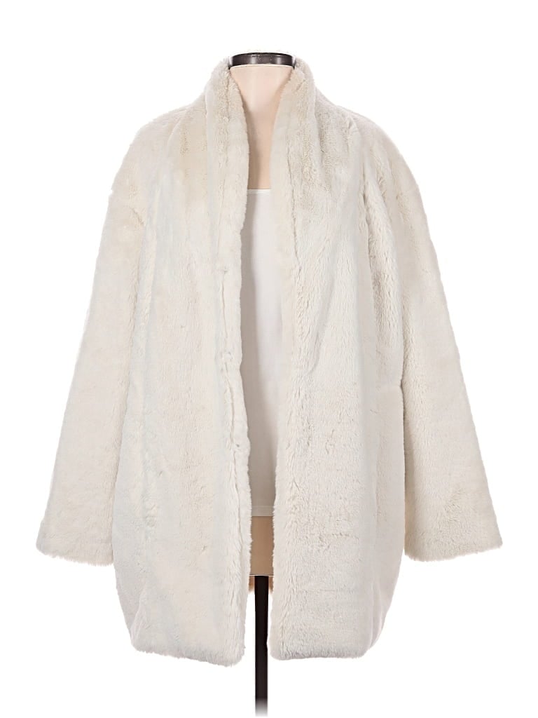 Pre-owned Express Faux Fur Jacket In Ivory