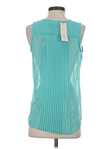 Olive and Oak Sleeveless Top (view 2)