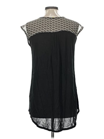 Little Yellow Button Sleeveless Blouse (view 2)