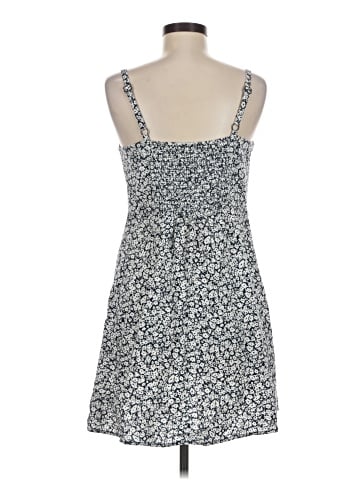Old Navy Casual Dress (view 2)