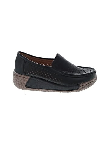 Unbranded Flats (view 1)