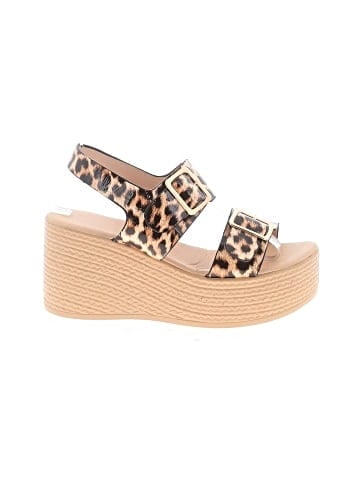 Unbranded Wedges (view 1)