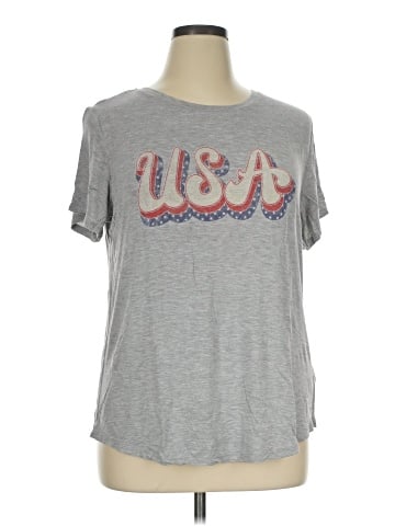 Maurices Short Sleeve T-Shirt (view 1)