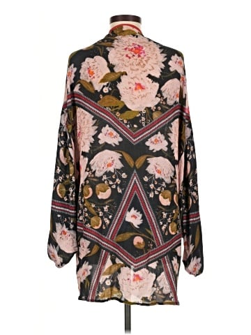 Blank London Kimono (view 2)